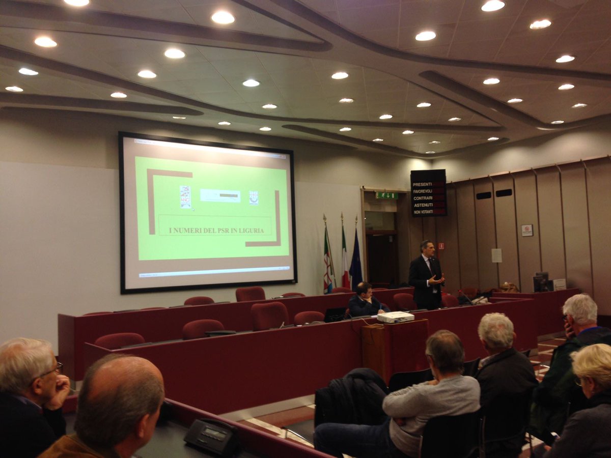 AnciLiguria's tweet photo. 9.11.17 c/o PV SV - Incontro coi Comuni della Provincia e con l'Assessore Regionale Stefano Mai sul PSR #RuralNet @PierluigiVinai  @MaiStefano  @LiguriaOnLine https://t.co/4rMq2TF1vI