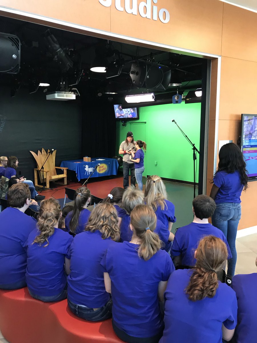Tartan_AD's tweet photo. Tartan Theatre performing songs from Sister Act in Star Studio at Children’s Hospital of Minnesota today #amarastrong https://t.co/y2CDOi7vvV