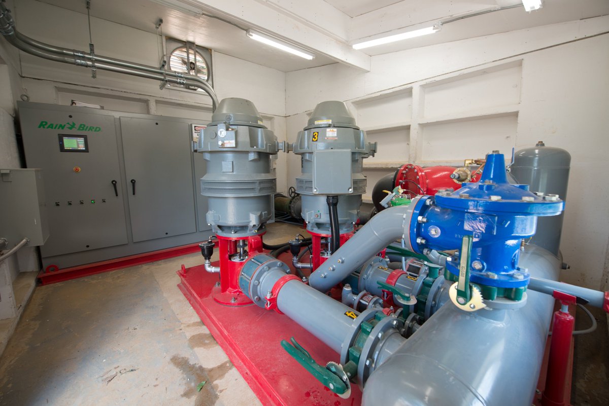 RainBirdGolf's tweet photo. If a pipe breaks, #RBSmartPump will stop water flow to the pipe to prevent turf damage. Or, if the pump station fails, #RBSmartPump will make immediate water demand adjustments to keep the system from shutting down permanently. #DefendYourTurf
CLICK: https://t.co/nG23YGkGwH https://t.co/dEcnisPRJl