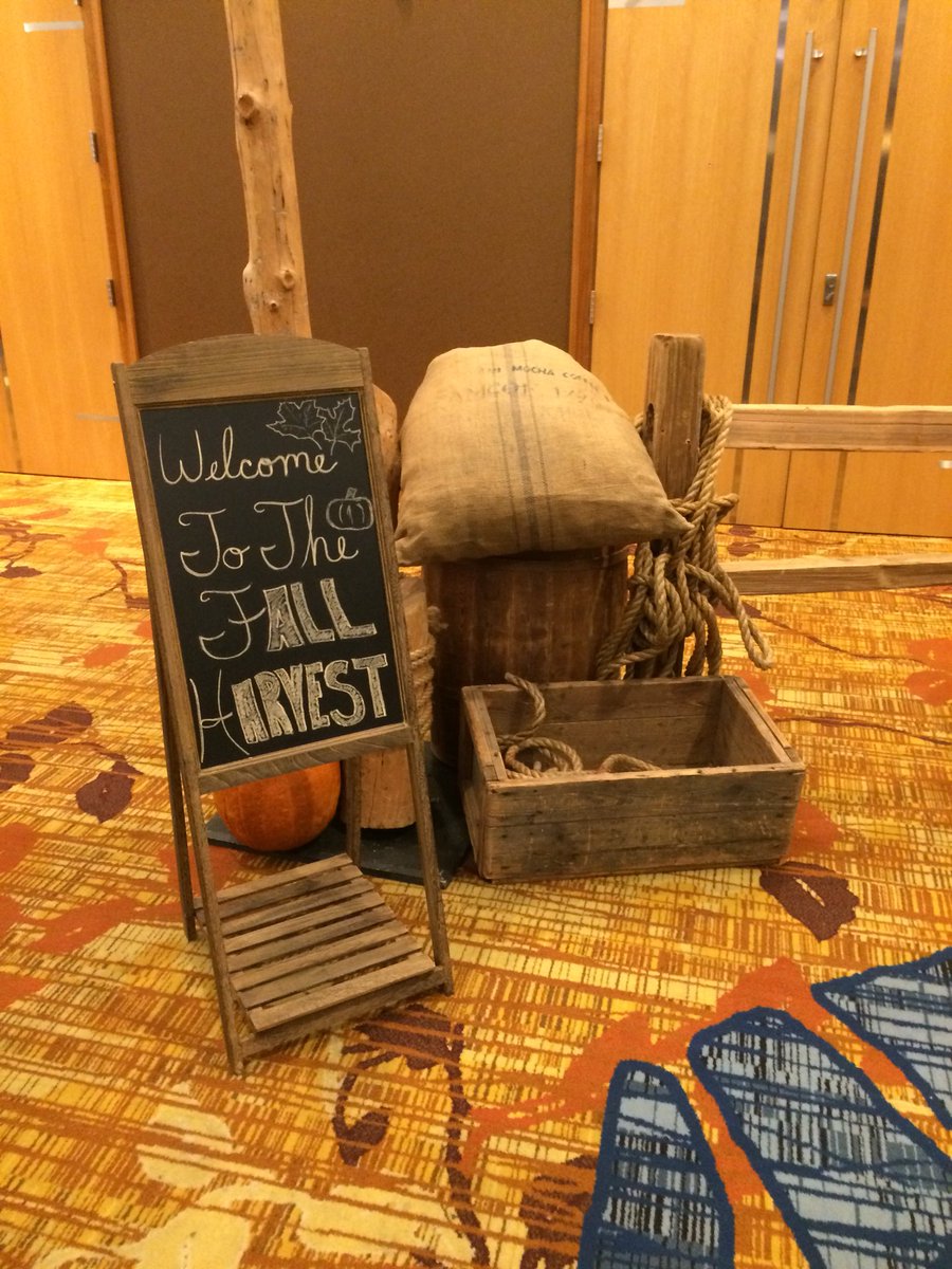 ExhilarateNow's tweet photo. Our #FallHarvest event in beautiful Indianapolis to truly #celebrate the season https://t.co/93pCToB3lw