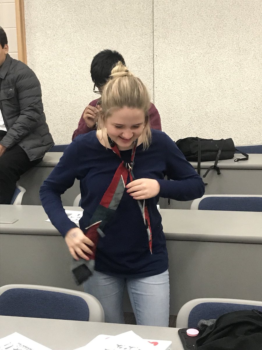 JackMcCann34's tweet photo. Teen 2 learned how to tie neckties! #BHarmonNow #TLMcCann https://t.co/yNBoj8rUJh
