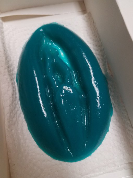 Limited edition sour gummy pussy https://t.co/kNaPWHQAPR<a href="/tag/teamfollow"class="tags"><span>#teamfollow</span></a>
