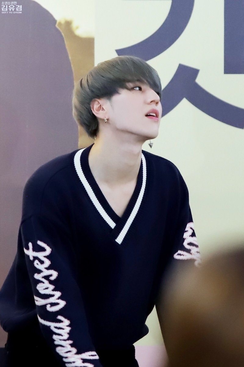 bestofyugyeom's tweet photo. thank you so much https://t.co/vjY9mHaMSW