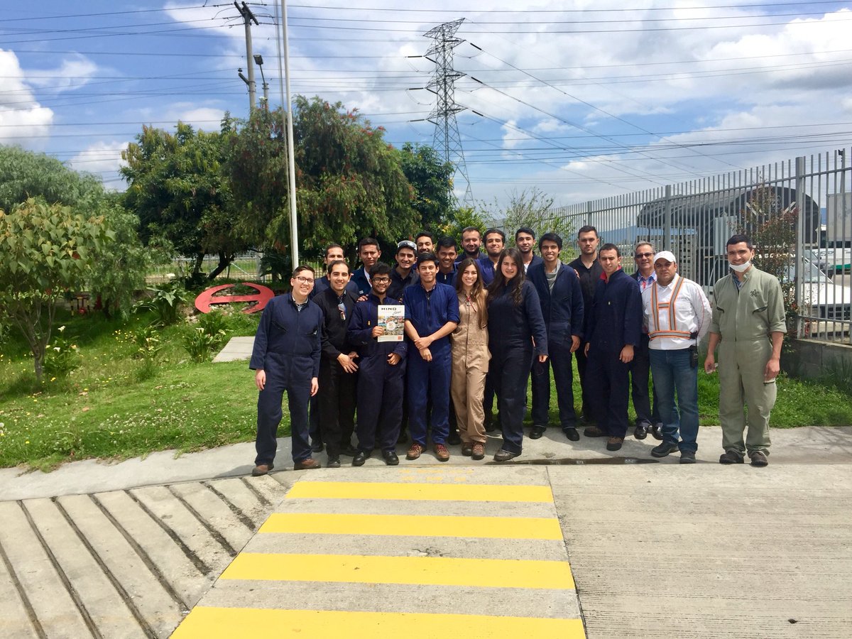 DADFINEM's tweet photo. Estudiantes @Escuelaing en visita técnica Hino Manufacturing Colombia @IMEC_Procesos https://t.co/DshCJSsa8s