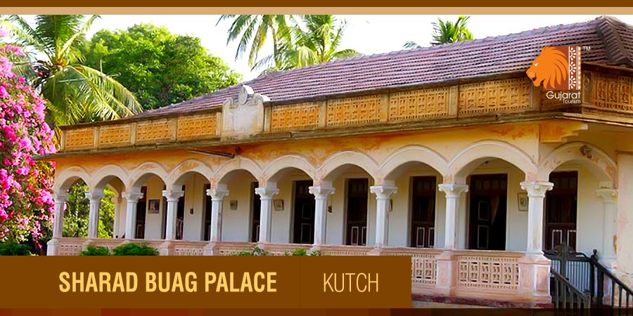 A perfect treat awaits you at Sharad Buag Palace Museum, Kutch with the assorted collection of gorgeous artifacts.#ExploreKutch #GujaratHeritage