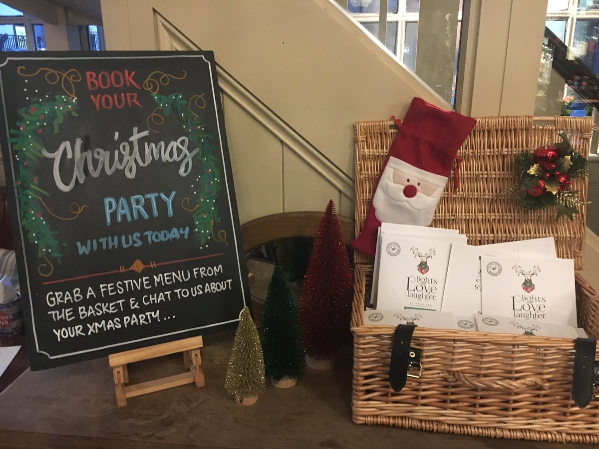 TheApp1eTree's tweet photo. Book your #XmasParty now https://t.co/GSAKG7lM4y
