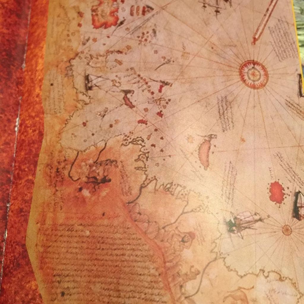 TegoArcanaDei's tweet photo. Map of Antartica drawn in 1513 by Turkish admiral based much older maps #lostlibrary #ancientegypt https://t.co/h5eBTMKyCq https://t.co/h4fWWAuHLM