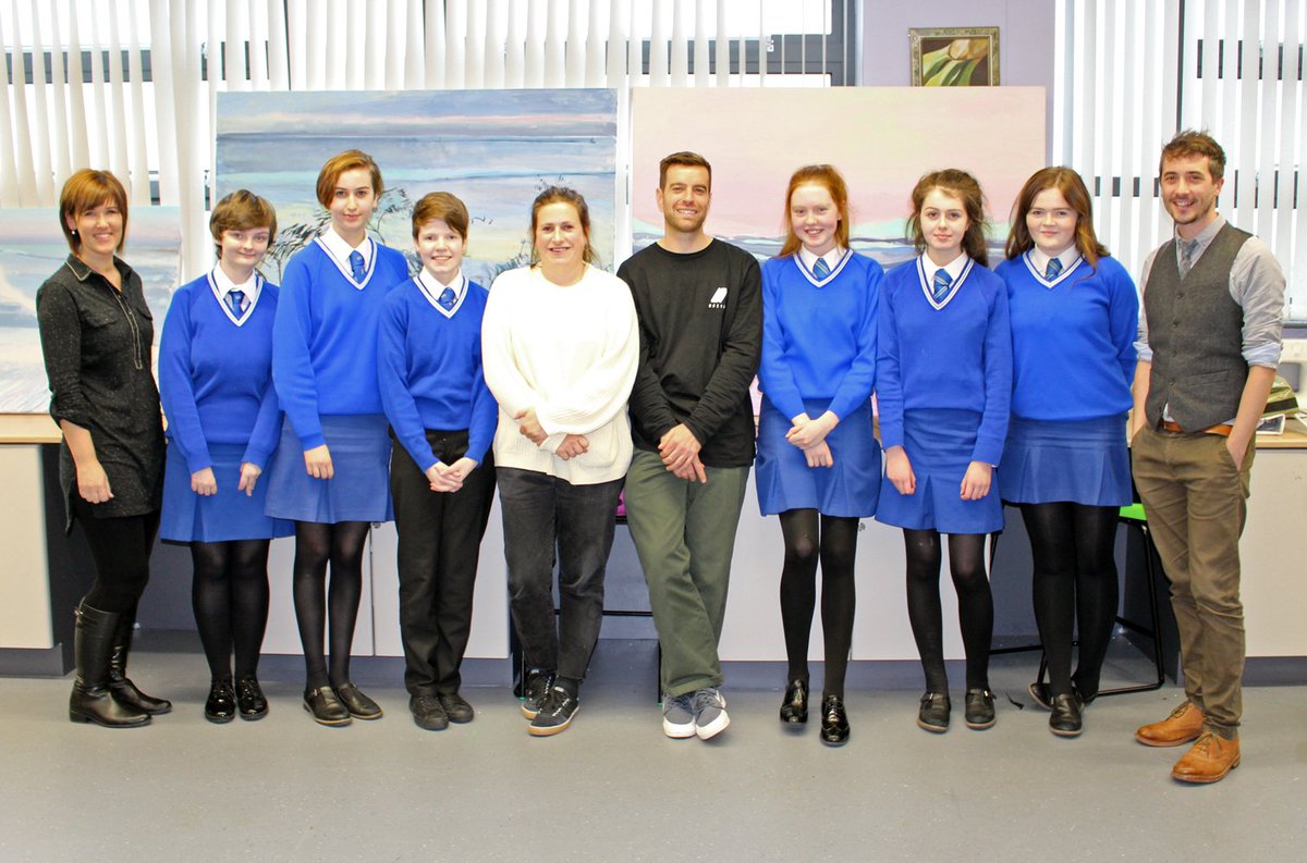 AGSART1's tweet photo. Very honoured to have international Irish Artist Lisa Ballard and superstar filmmaker Peter Adams calling into to have a chat with our GCSE and A-Level Art students. A brilliant day leaving us all inspired. #Lisa_ballard #Peter_Adams #Irish_Art #Fully_Alive #inspiration https://t.co/rtVQ8frVp6