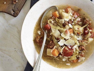 FactsUpFront's tweet photo. If you’re holding out on turning on the heat this season, warm up with this sausage and vegetable soup.

https://t.co/i3iKg4oQ79 https://t.co/EwFgdy5s1r