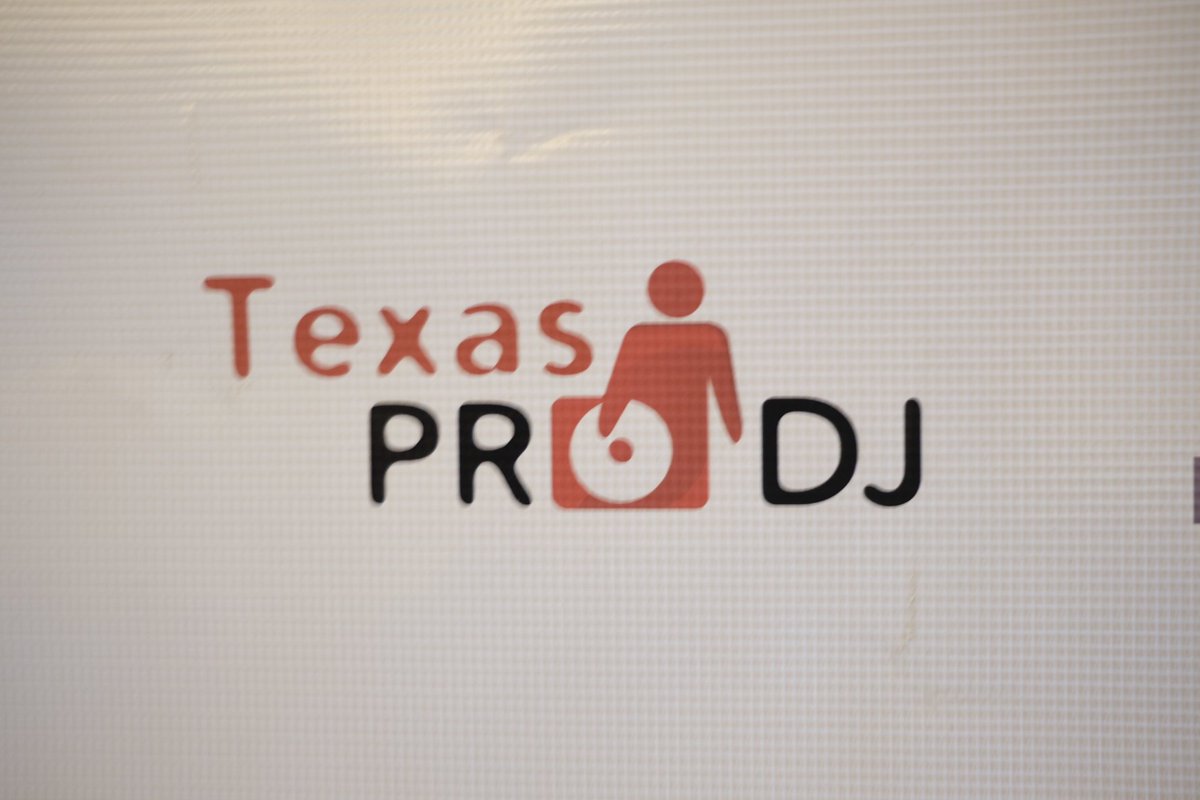 EBWworldwide's tweet photo. Thank you to @Texasprodj and @TexasCASA for co-sponsoring and being part of the #EBWSummit! Such an honor to have you part of the event! https://t.co/x01Vl7NGMv