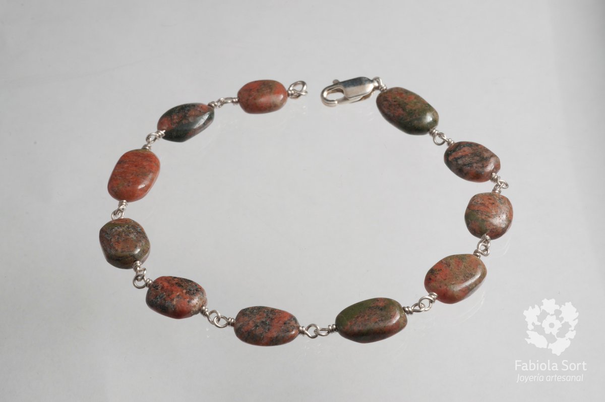 FabiolaSort's tweet image. Bonita Pulsera de piedra natural Unakita. Plata Ley .925
kichink.com/buy/1540817/fa…
#Kichink
#FabiolaSort
#hechoamano