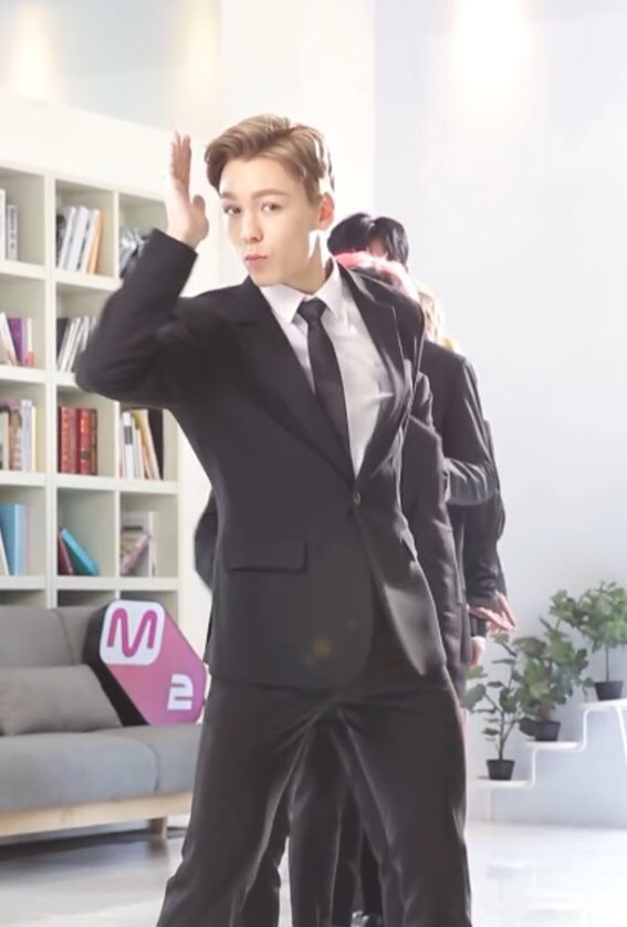 low quality vernon ✨ (@lowqualityhvc) on Twitter photo 