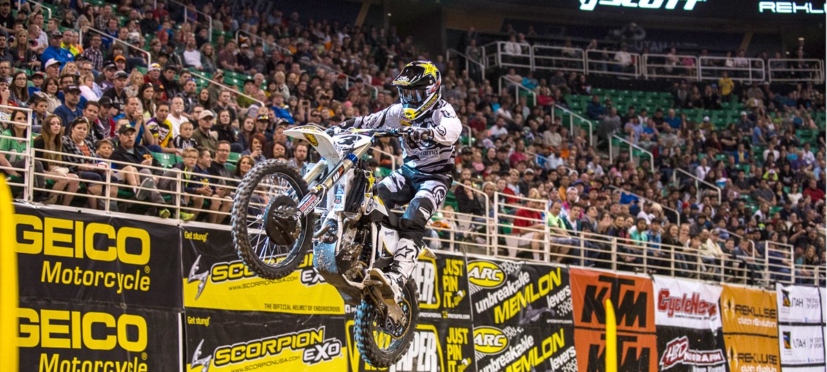 DirtRiderMag's tweet photo. This is it! The final round of #EnduroCross starts at 7:30 p.m. tonight! If you can't make it to Ontario, CA, watch the live coverage on https://t.co/uEfy5CgYMi. https://t.co/fDvNce5jxG