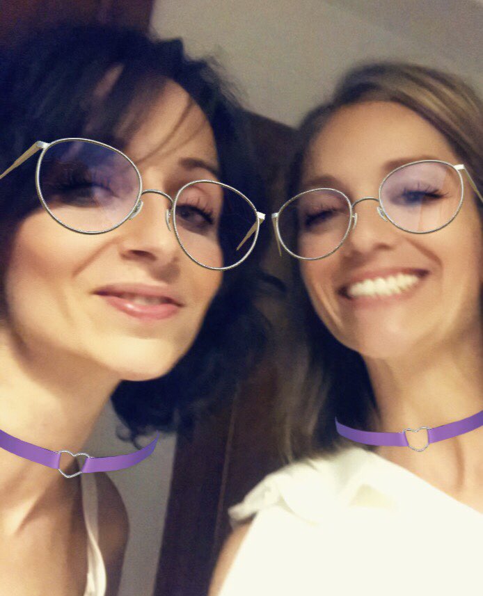 Tarde de risas con <a href="/decomamichic/">@decomamichic</a>. Nos dan una cámara, un buen filtro y nos volvemos locas. #tardesquemolan #amigas #instagramers #payasers