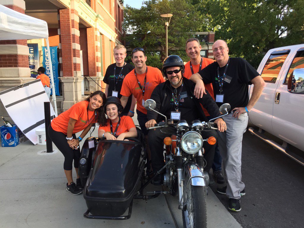 SteelTableGroup's tweet photo. Team DaD from Maryland with some of the #SteelTable Tool Techs at #Make48
@gomake48 https://t.co/DJklQog7Lm