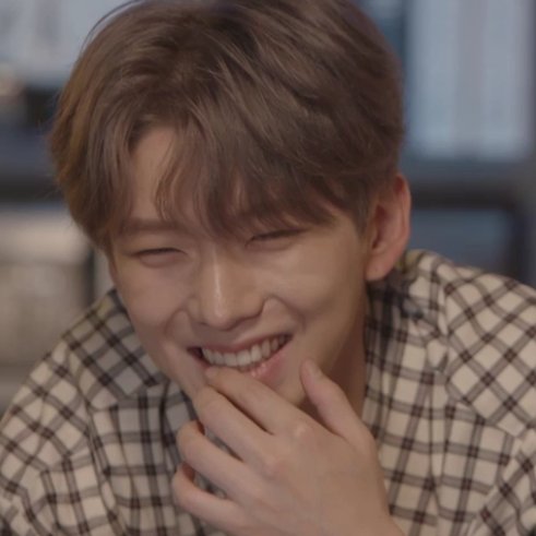 yookipics's tweet photo. his smile brightens up my whole day https://t.co/kJz5rGgAd0