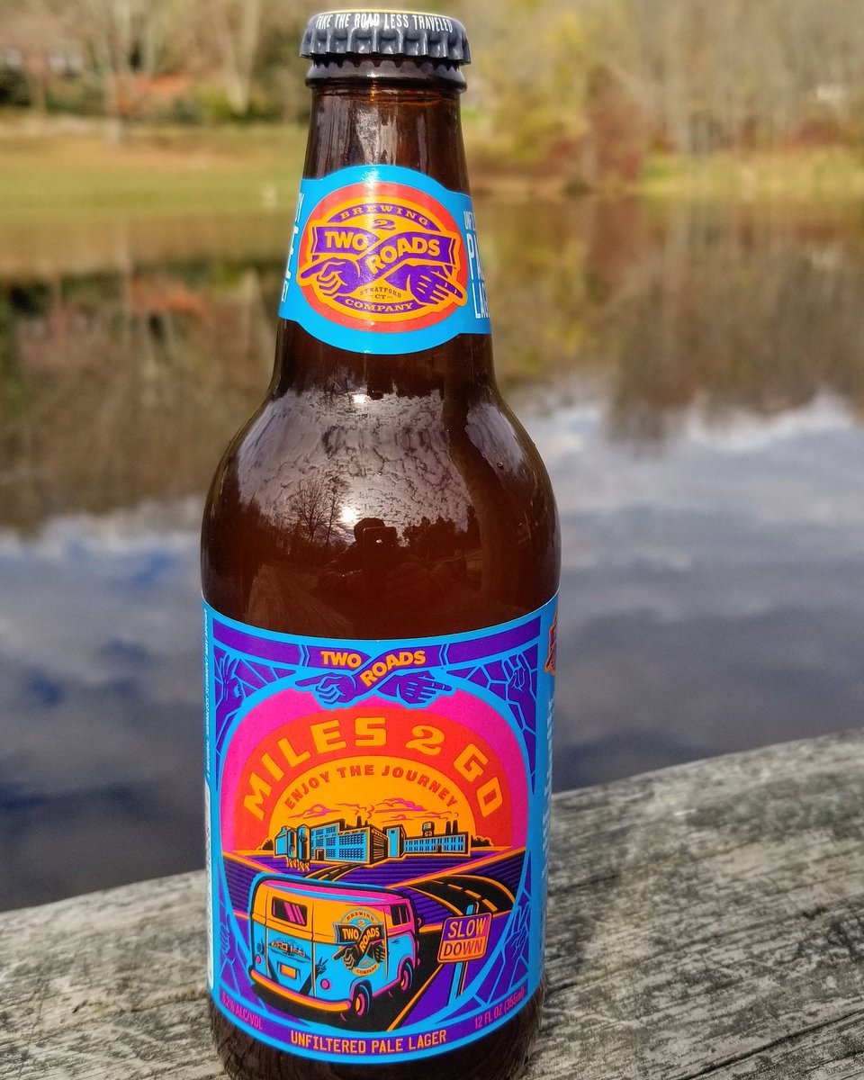 JP7266's tweet photo. Slow down & enjoy the scenery with an @2RoadsBrewing Miles 2 Go.
.
.
.
#CTbeer #Essex #CT #Tworoadsbrewing #brewwithaview #beertogrophy #beerstagram #beerporn #fall #beauty #cheers #2 #beers #craftbeer #thirstythursday https://t.co/mCNcpoqfyP