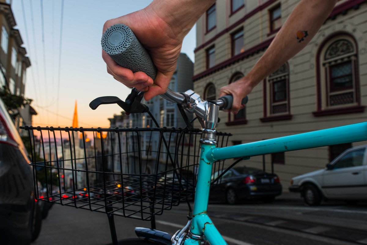 SIL 30 opens the ability to print customized applications for comfortable skin contact products such as bike handles. Learn more about <a href="/Carbon/">Carbon</a>'s Silicone material: bit.ly/2AeCaIe #3DManufacturing #3DM