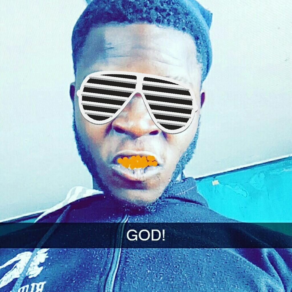 Olaflawless's tweet photo. #NewProfilePic#God'srealgold#popforshow#destinydoncome#flawsover#CB'$ready#Apogeeofmusic#lifeisnothing#nothingmakesomething#nothingissometin# https://t.co/UcVfJIW0t4