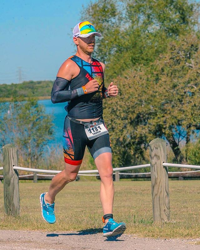 TriathlonTaren's tweet photo. Throwback Thursday to the halfway point of the half marathon during #austin703 I heard the camera shutter go off when this photo was taken a https://t.co/ZzGst2GaCV