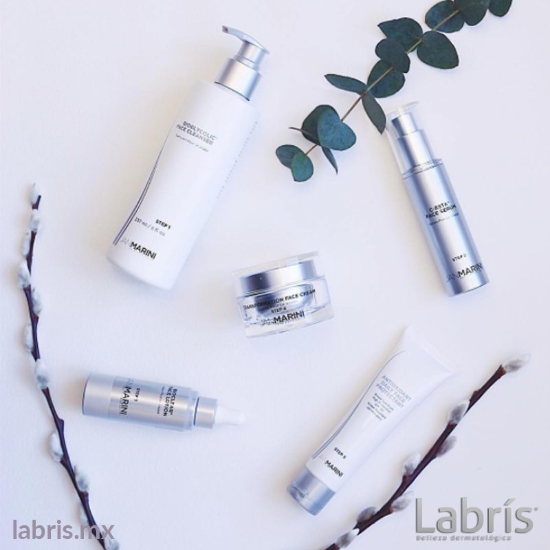 labris_mx's tweet photo. Cuida tu piel con la línea de productos de #JanMarini, disponibles en Labrís a precios que no verás en una farmacia: https://t.co/blDgXgEJwu https://t.co/IZkvEgkMFT