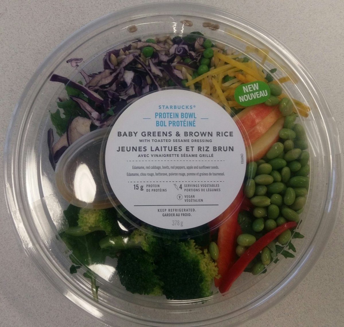 chrislui01's tweet image. Healthy lunch on the go from @StarbucksCanada! Protein Bowl with Baby Greens and Brown Rice! #ProteinPowered for my afternoon! #yegfood!