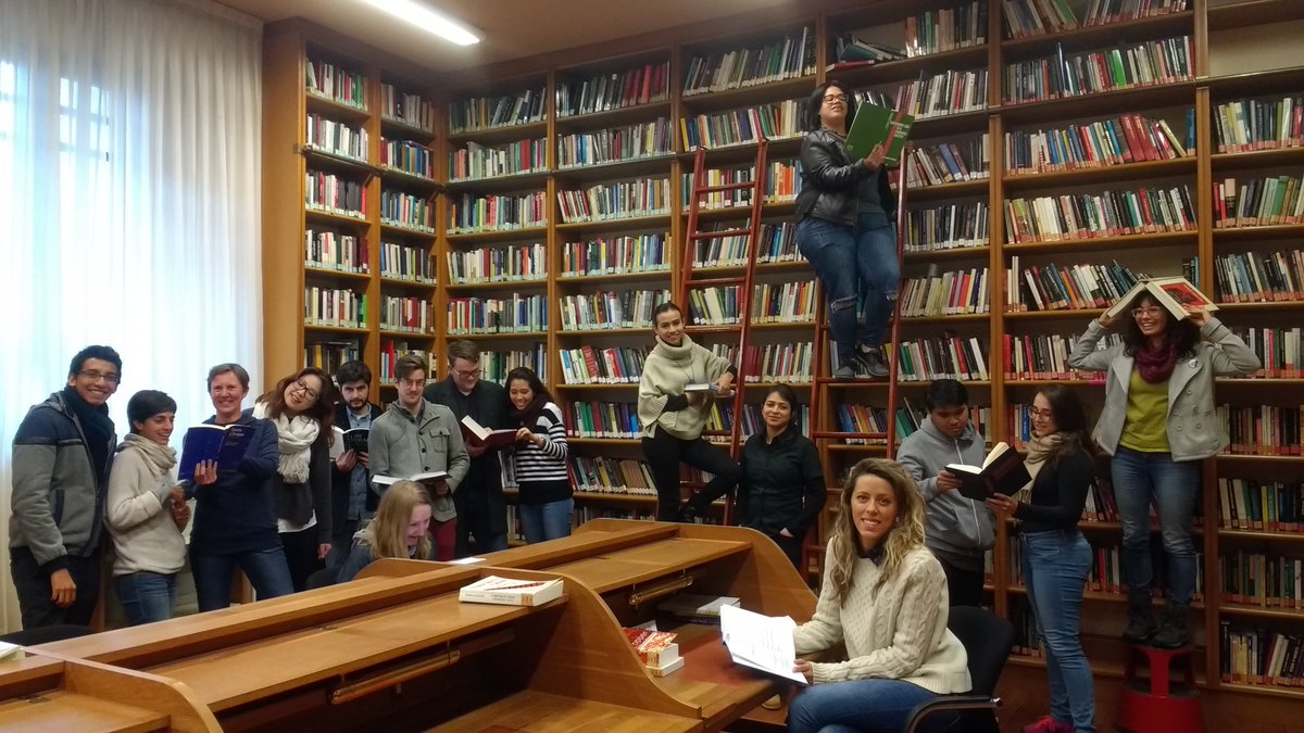 mastersusana's tweet photo. Last day of Angela Melville's course on "Qualitative approaches to  research" within the International Master's in Sociology of Law. Thank  you @AngelaIISJ @IISJOnati https://t.co/ptaQ6amvrG