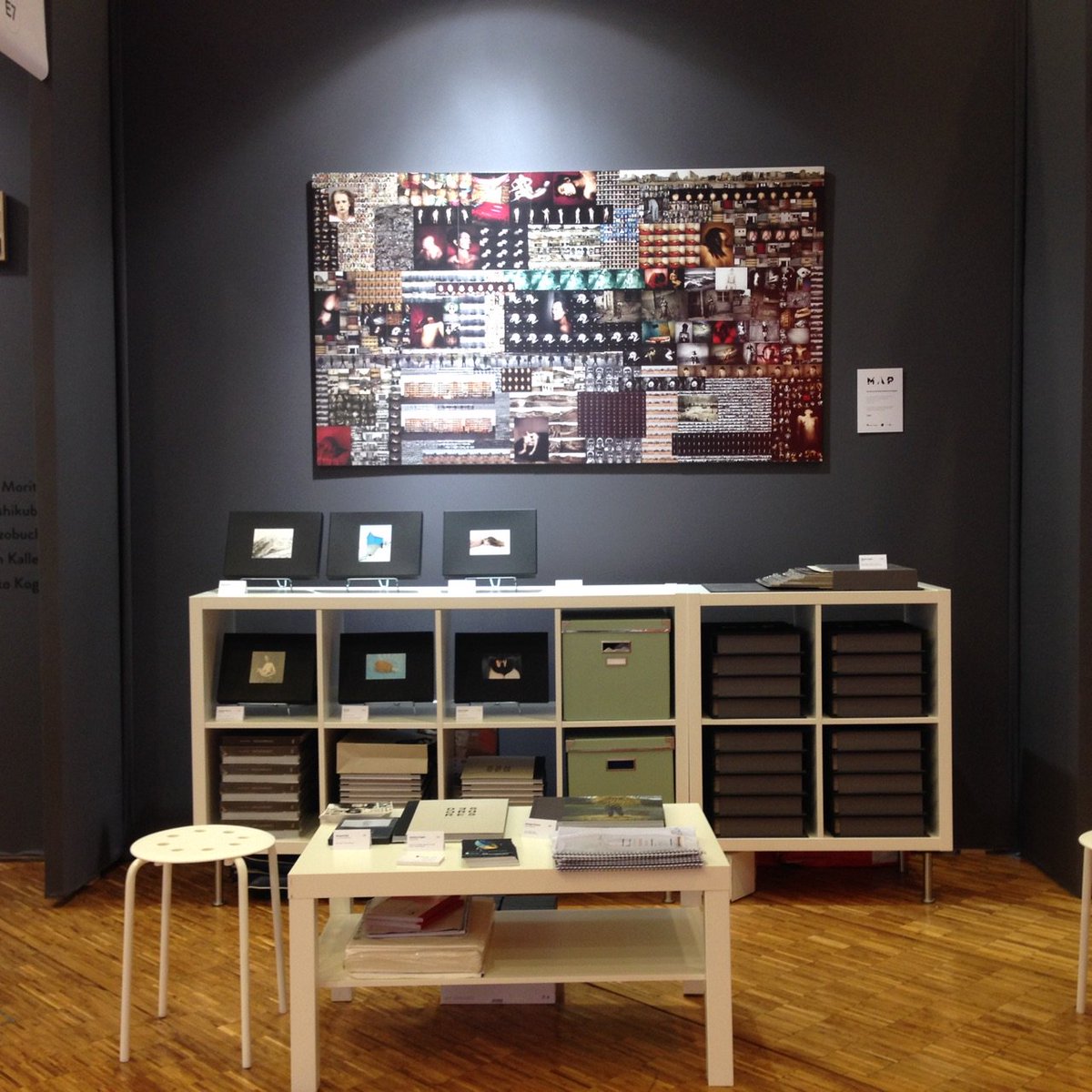 C'est parti ! Les Editions Voies Off vous attendent au stand E7 de <a href="/fotofever/">john</a> jusqu'au 12 novembre ! #fotofever #paris #photo