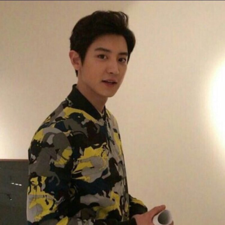 low quality chanyeol (@lqpcy) on Twitter photo 