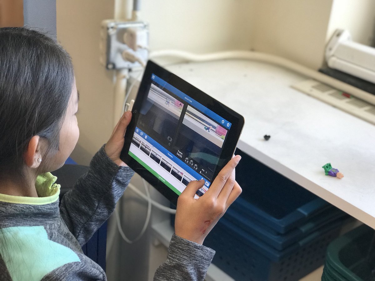 GuyonNicole's tweet photo. Students @Community_Prep work together to make a stop animation video for health class #MyCreate @principal_CP https://t.co/khwRZ7GKa2