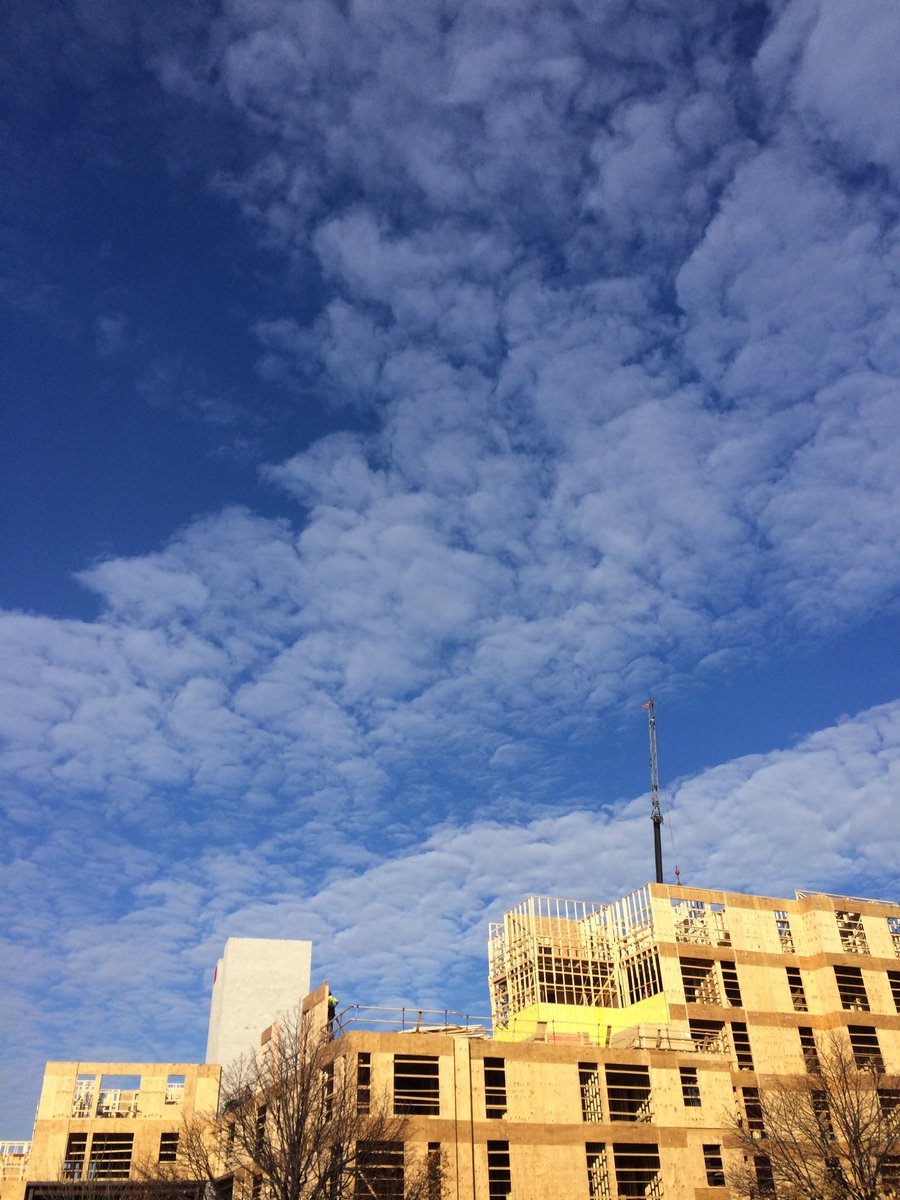 NULOOKREFINISH's tweet photo. #wedonotconsent #RFB #solarshield2017 #davidkeith #chemtrails https://t.co/iCqBN8tGPY