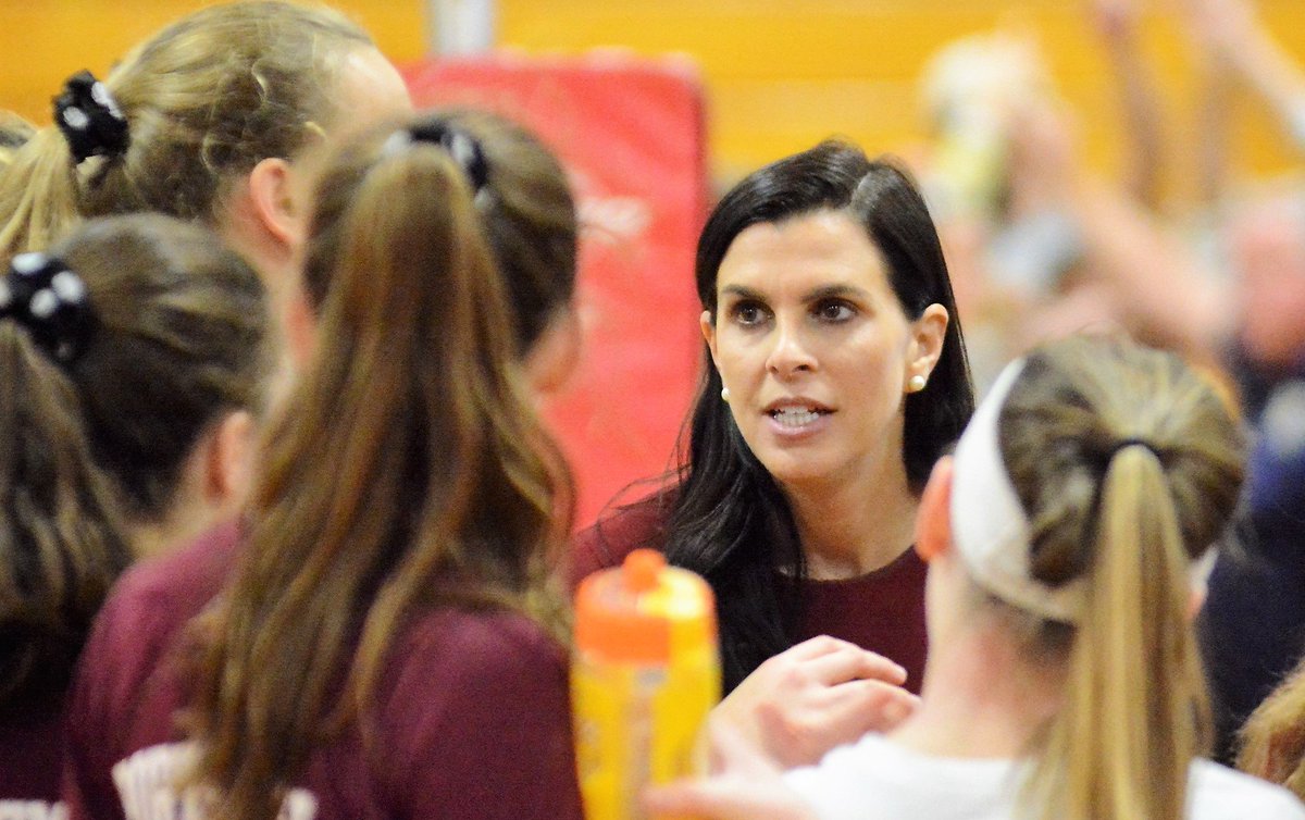 mwhaley25's tweet photo. Portsmouth's Stefany Shaheen named D-II volleyball coach of the year and STA's Payton Hodsdon named co-player of the year. @PHSScores @STA_Athletics @FostersDailyDem https://t.co/MGUqymuTbK