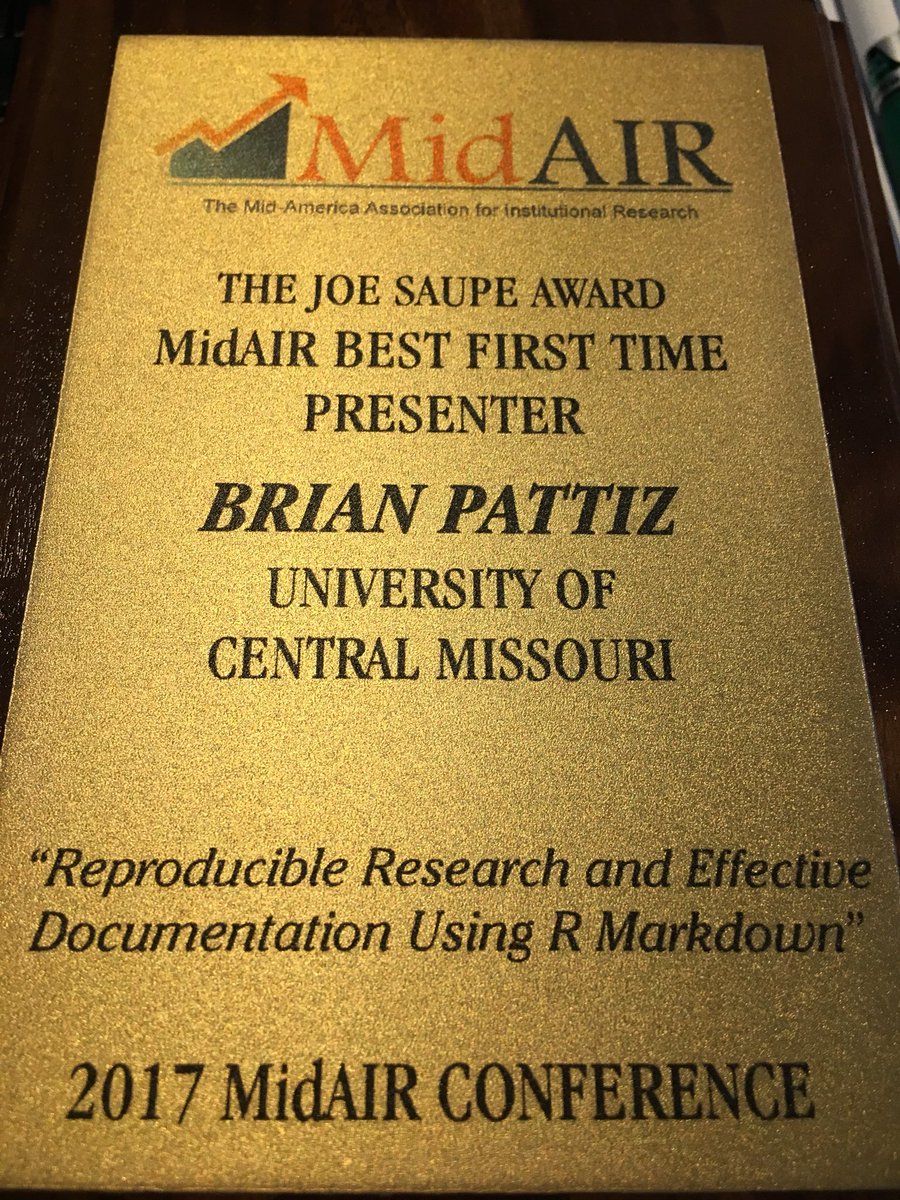 MidAIR_org's tweet photo. Congratulations to Brian Pattiz from @UCentralMO on winning the best first time presenter award! #MidAIR2017 https://t.co/ZmRb4LAs6C