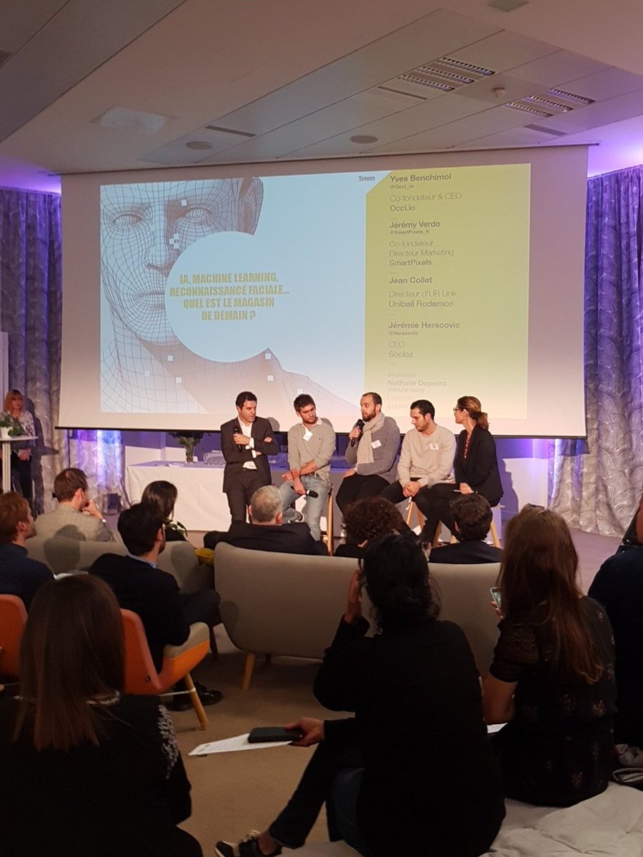 Okoni_Official's tweet photo. "La vitesse de digitalisation du point de vente passe d'abord par une transformation et un accompagnement des équipes de vente" @Herscovic CEO @SoCloz #Transfonum #TOTEMRETAIL https://t.co/7pypm7M6mW