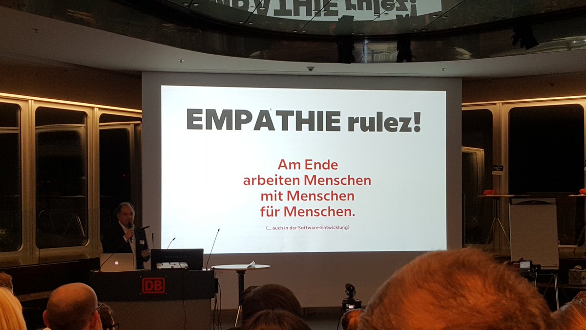 digitalgebuch's tweet photo. Empathie rulez! Danke @Ronald_Hartwig! 

#usability #wud2017 #wudffm #worldusabilityday https://t.co/scagdyM19h