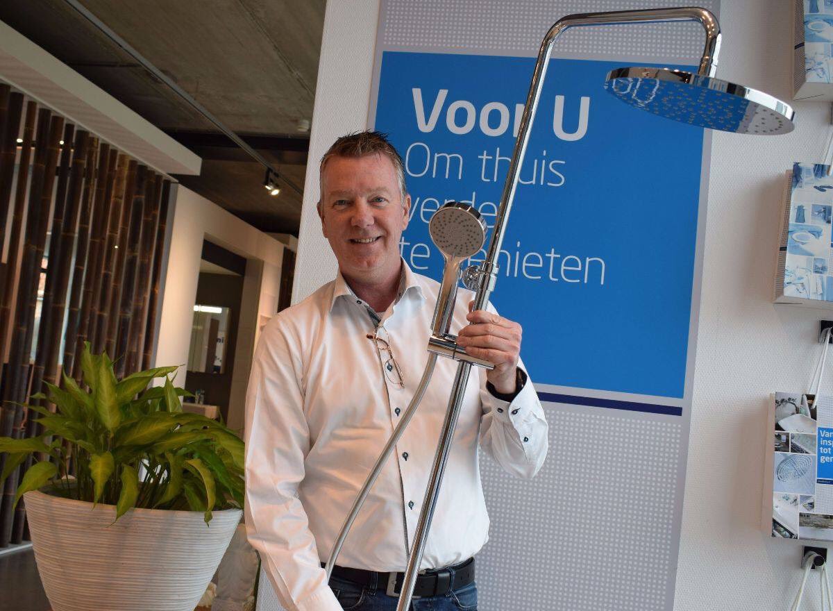 Black Friday bij Baderie Woerden! Italiaans comfort onder de douche van € 549,00 voor € 299,00! Alleen dat al geeft een warm gevoel!