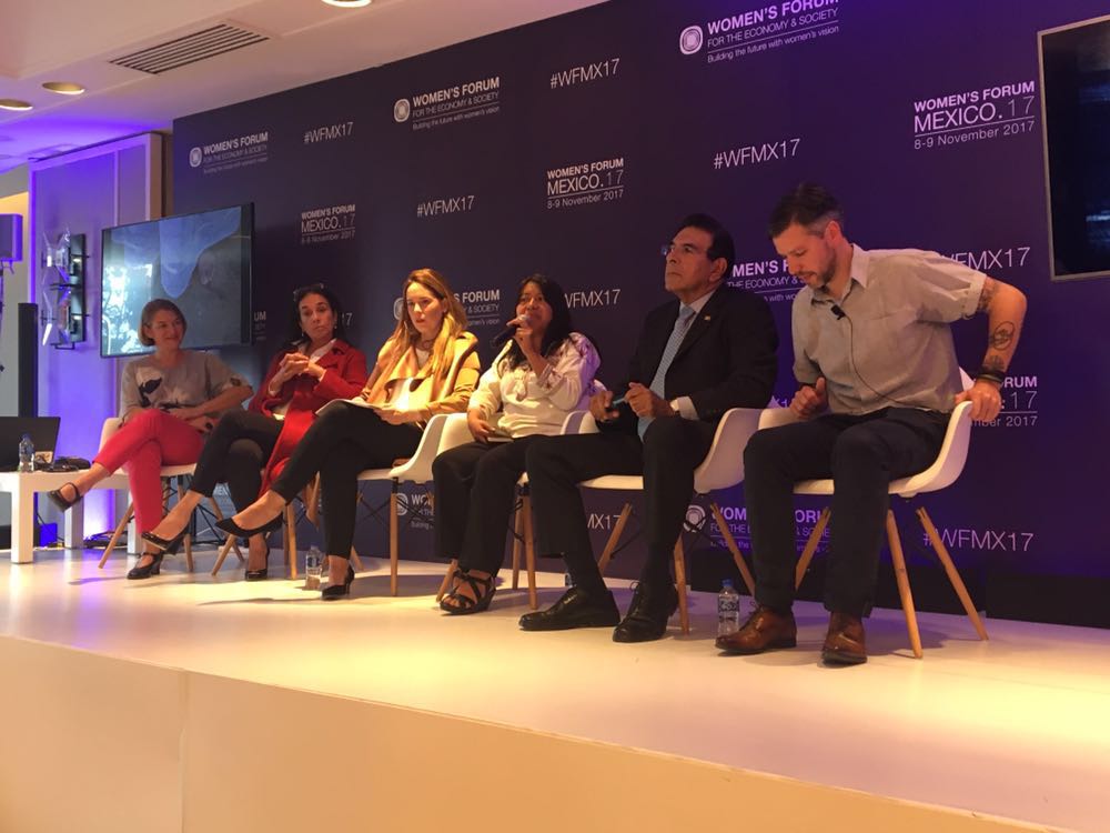 #WFMX17 
"Las estrategias para prevenir el embarazo necesitan tener enfoque intercultural" <a href="/Nayiten/">Zenaida</a>