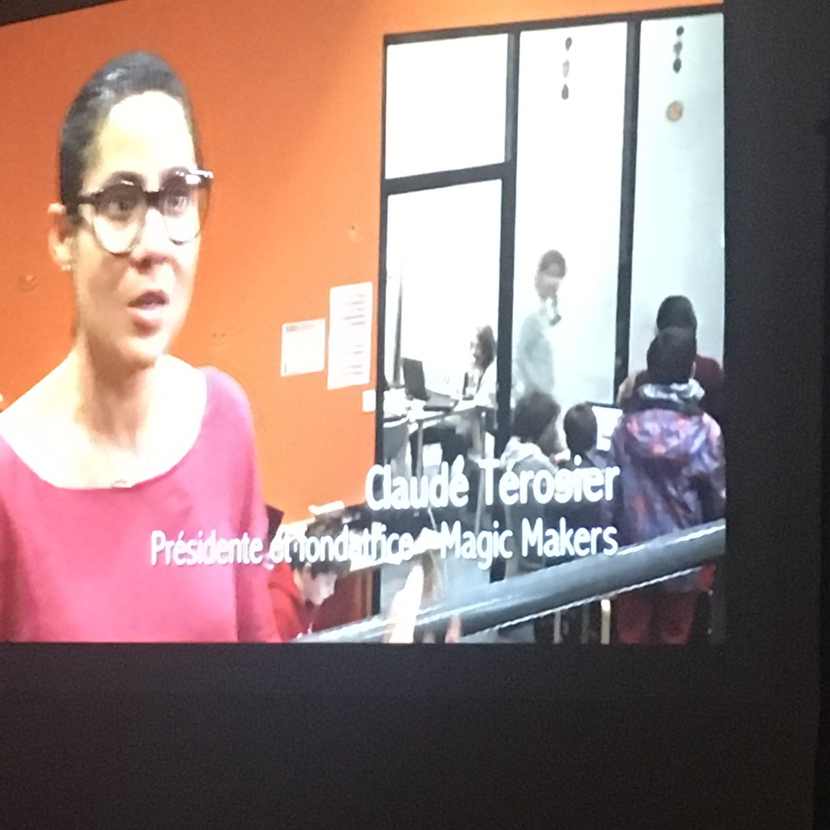 95% des investisseurs (dans les start up) sont des hommes. Le manque de modèles féminins entrepreneur ne donne pas confiance, ni aux hommes, ni aux femmes. Qui pour changer cela demande <a href="/m_meissonnier/">Martin Meissonnier</a> ? Poke @ovanderijst @HMenShareMore #3Sha2 #LTATIUS #Letravailatilunsexe