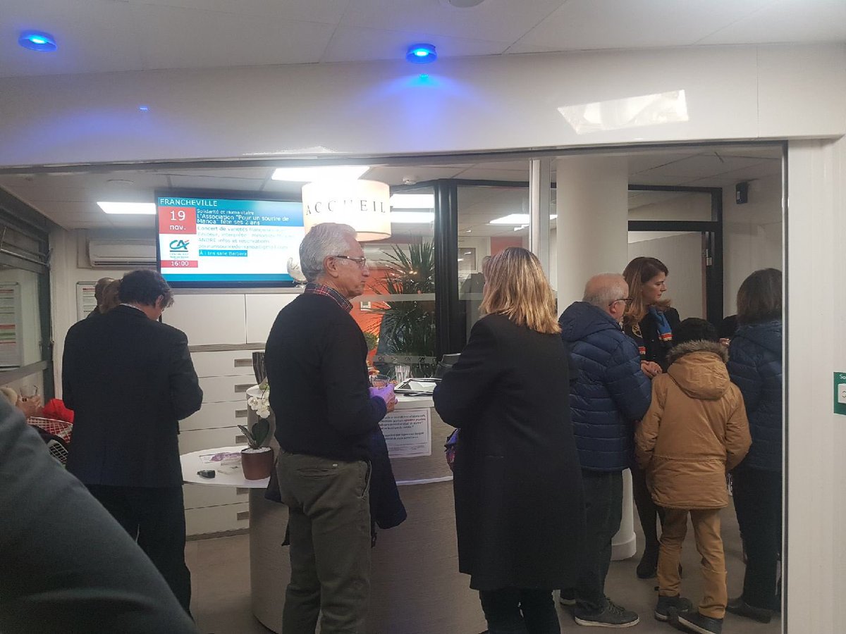 Lancement officiel de l'agence collaborative <a href="/ca_centrest/">Crédit Agricole Centre-est</a> Charbonnières les Bains
Toute une banque au service de nos clients