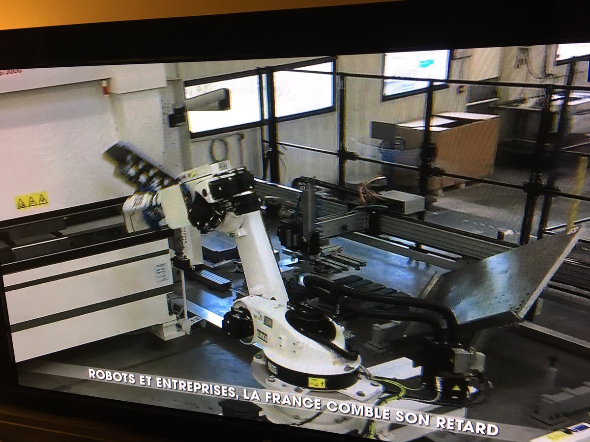 <a href="/TF1LeJT/">Natalia Kowalski</a>, beau reportage ce soir sur #krampouz <a href="/finistereeco/">Finistère Économie</a>. Investissement dans un robot de pliage #industrie4.0 #competitivité #QVT