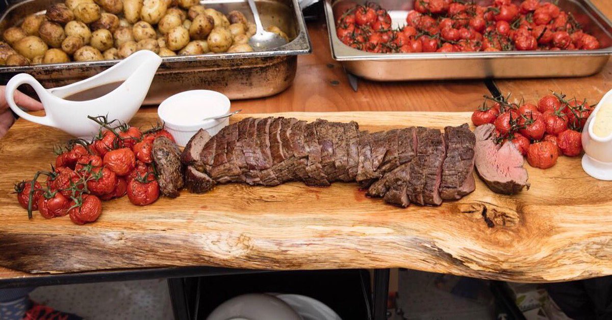 sugarella_cooks's tweet photo. WISH THIS RARE ROAST BEEF WAS FOR SUPPER! Rare roast beef from a summer wedding catered for by #Sugarellacooks. Want in on this sort of deliciousness? Email ella@sugarellacooks.co.uk #bookacook #privatechef https://t.co/NDrbddSmm3