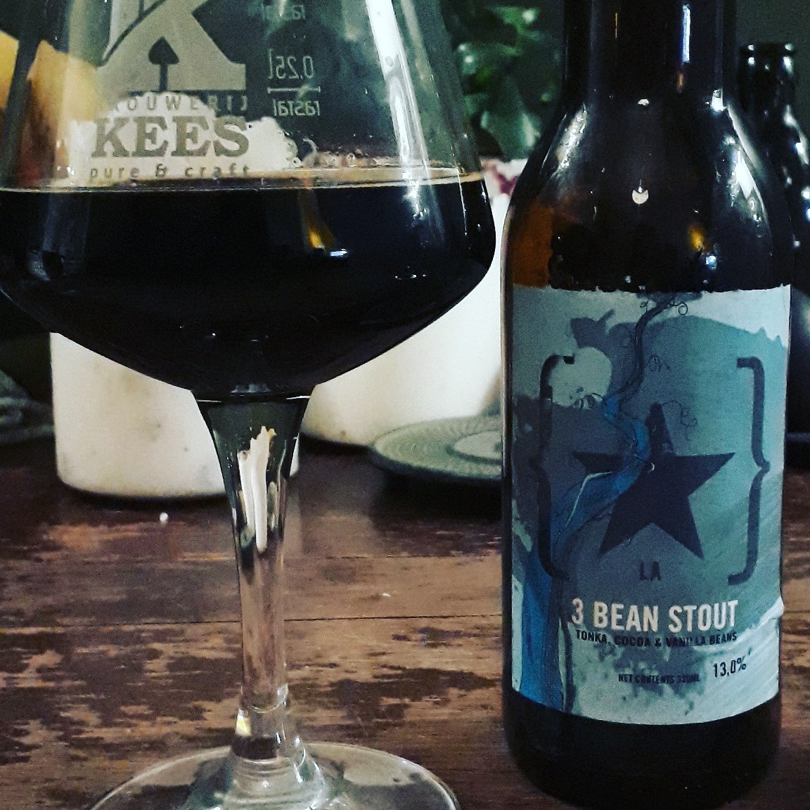 birdintheclouds's tweet photo. @LervigBeer Oh my what a delight...just need a fat brownie to go with it! #thursdaytreat #imperialstout #rdguk https://t.co/qIz8Fe5kMW