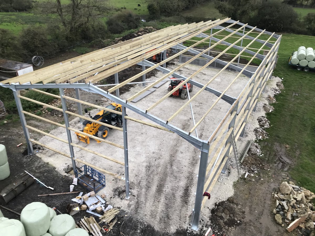 ashburnkei's tweet photo. Full up with Taplin calves can’t wait for this new barn to be finished https://t.co/G0MAWIa4JC