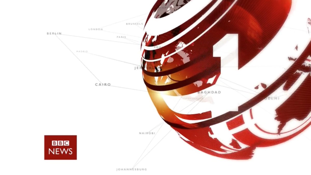 valentinsocha's tweet photo. Il y a 20 ans, jour pour jour, naissait BBC News 24. En vingt ans d’existence, et disons-le tout net, son identité visuelle est entrée au panthéon du design graphique. Yep, rien que ça.
Ça valait bien un petit thread rétrospectif, non ? 😉 #habillage #bbcnewschannel20 https://t.co/piM9y6cT9a