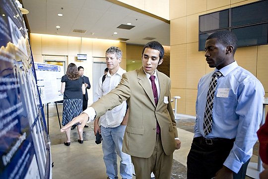 UCIrvineGD's tweet photo. #PlanSuccess:After #gradschool, alums often transition quickly into leadership roles. Use these tips along the way: https://t.co/gUpcQX3aFJ https://t.co/fjrsoc7a32