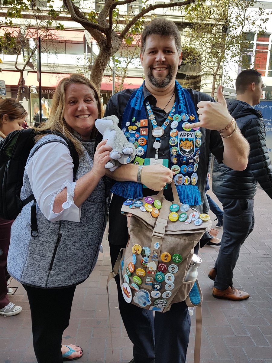 SDJThorin's tweet photo. Pins 106 & 107! Thanks Kendal!!! #DF17 #pinforce #Salesforce #SalesforceOhana https://t.co/ryhGGxH85n