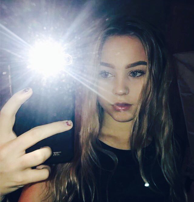 InesBdr1's tweet photo. Follow me in Instagram @amandaedmundsson https://t.co/hXpzF2Jf8Z