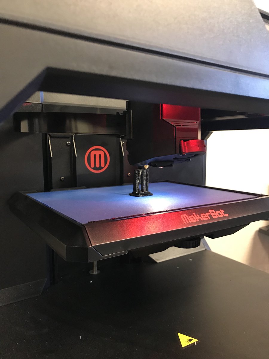 mnoland6th's tweet photo. Learning about 3-d printing. Ss created game pieces for the fraction games they created. @Krystal_Comets #3Dprinting https://t.co/4co9LbbVth