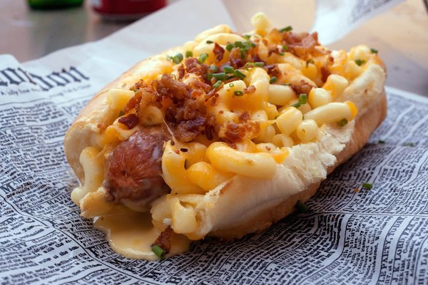 EatiiApp's tweet image. Smoke sausage with mac n cheese