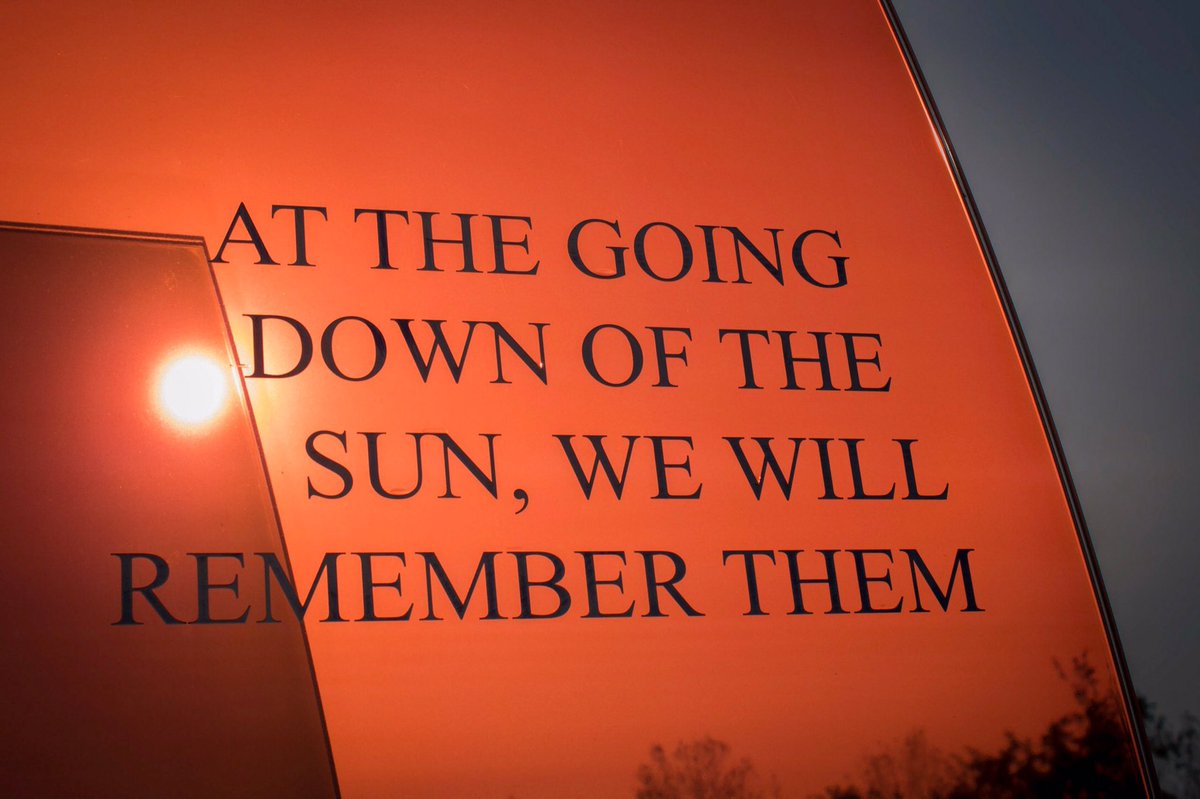 stapgraphy's tweet photo. We will always remember.                       

#RemembranceSunday #RemembranceDay #remember #RemembranceDay2017 https://t.co/1DmTookGJG